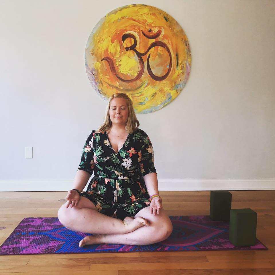 Elizabeth Murray Certified Yoga Teacher